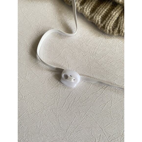 Pet Dog Beanie Hat With Antlers L/XL NWT - Picture 3 of 6